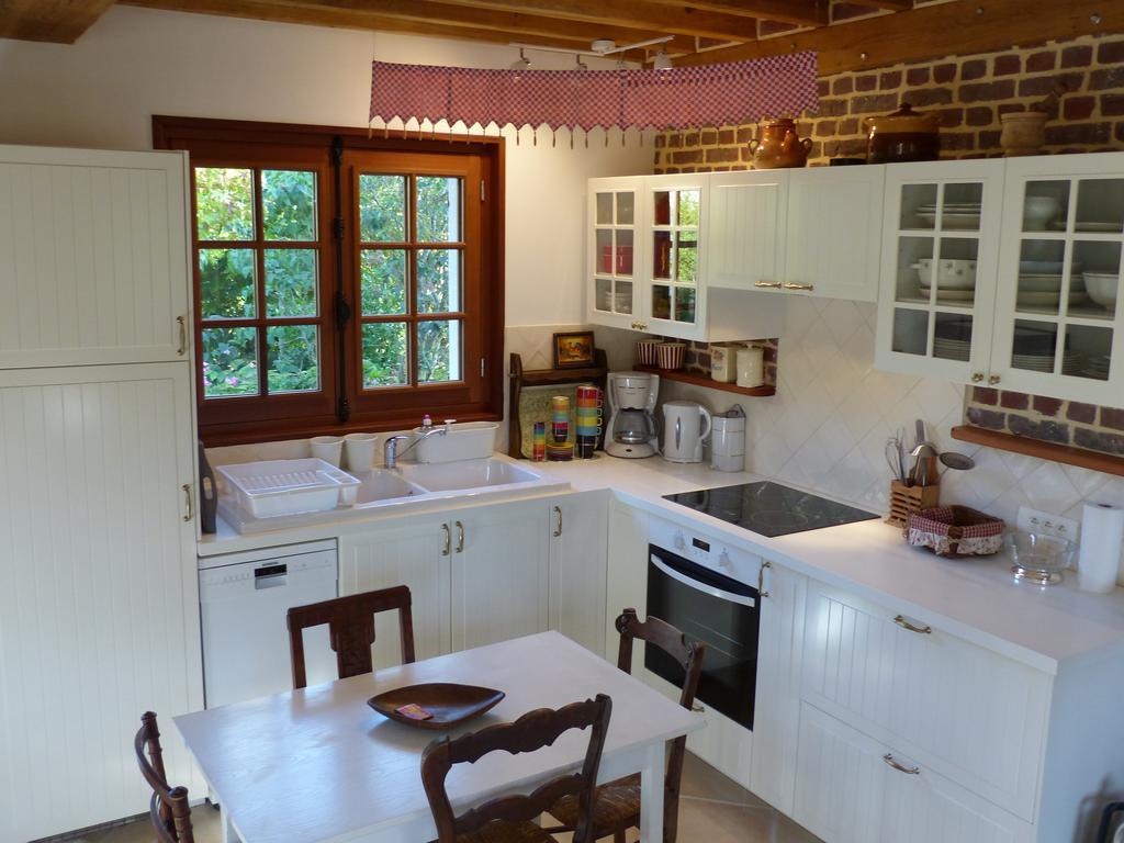 La Flore De Lys, Cottage Ideal Pour 2 Adultes Et 2 Enfants Saint-Jouin-Bruneval ห้อง รูปภาพ